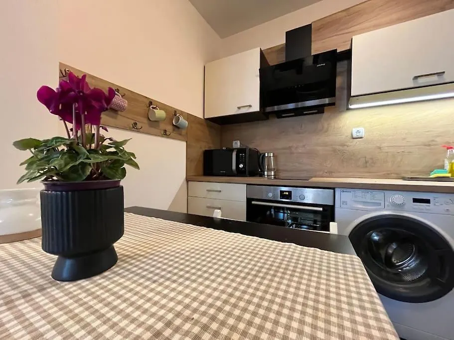 Cozy Studio Stay In Sofia